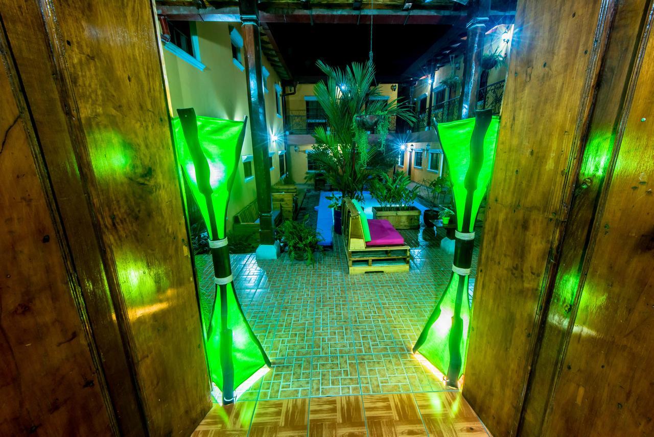 Fullmoon Hotel Granada Zewnętrze zdjęcie